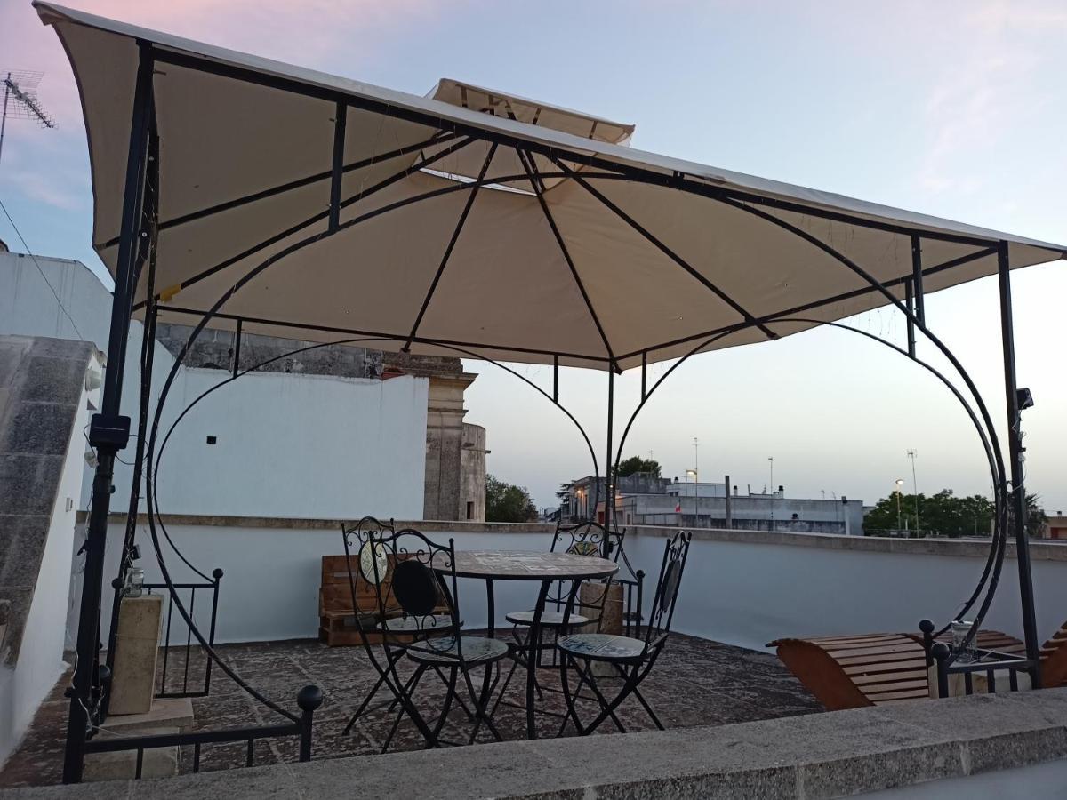 Ferienwohnung La Terrazza Sul Castello Palmariggi Exterior foto