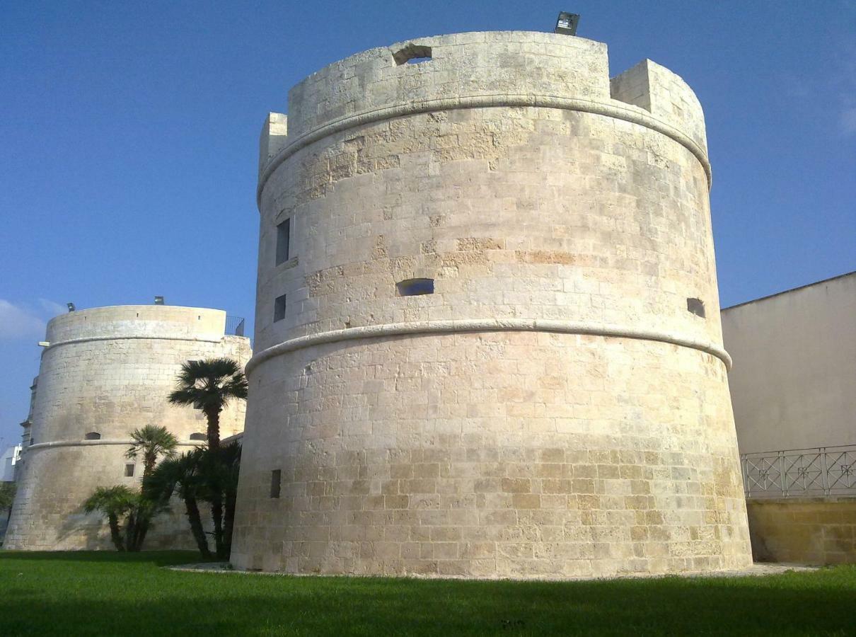 Ferienwohnung La Terrazza Sul Castello Palmariggi Exterior foto